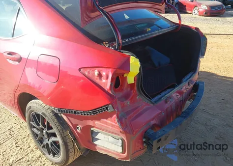 2018 Toyota Corolla Le z USA, uszkodzony, nr VIN 2T1BURHE9JC972740